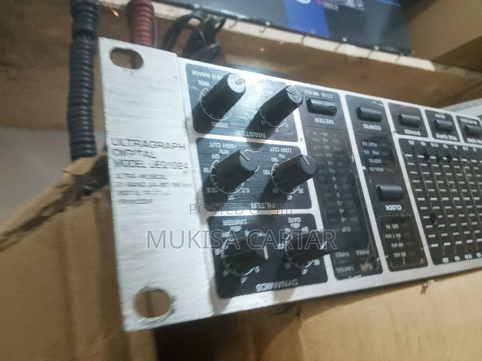 Behringer Equalizer 2channels