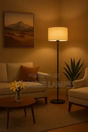 Straight Metallic Floor Lamp