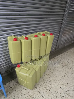 5pcs Plastic Jerrycans 20 Liters