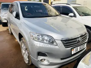 Toyota Vanguard 2008 Silver