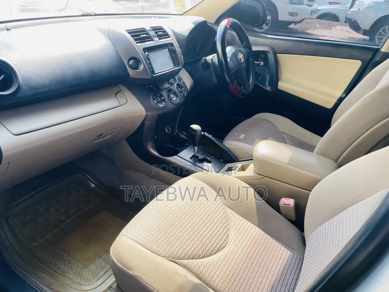 Toyota Vanguard 2008 Silver