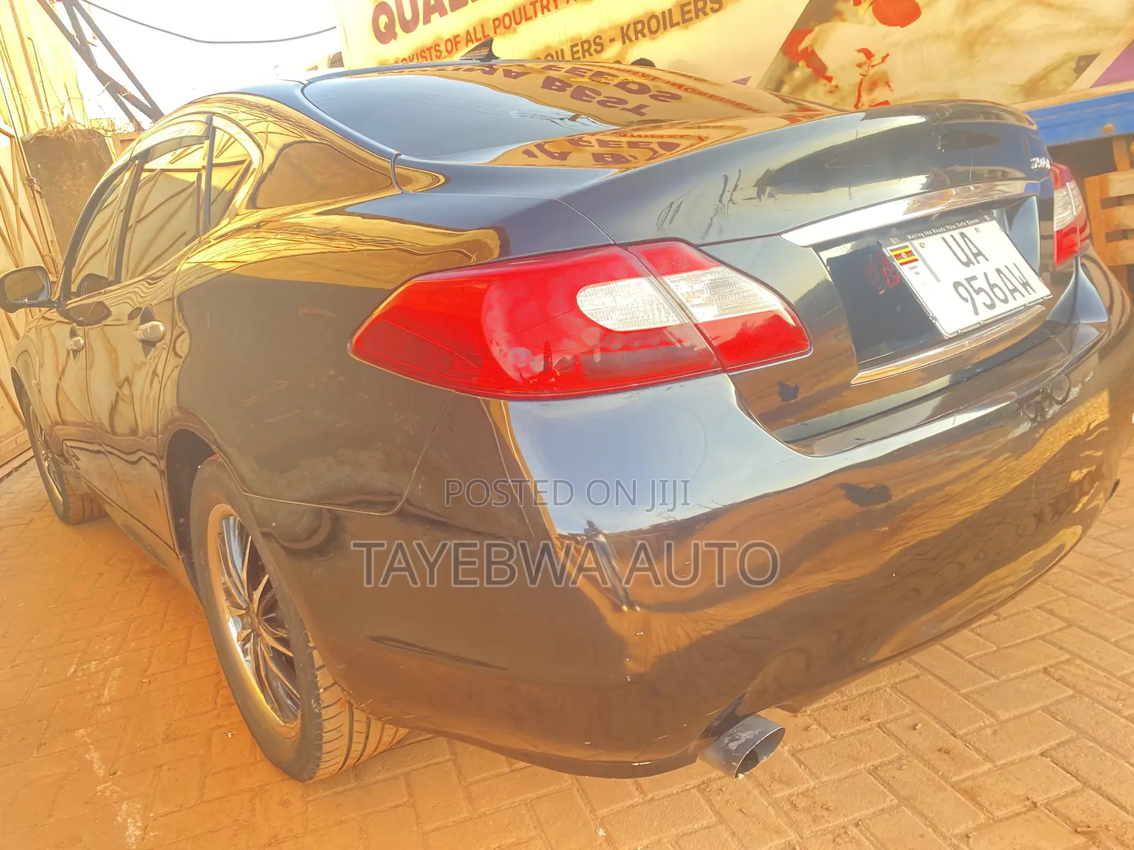 Nissan Fuga 2012 Black