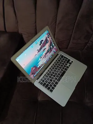 Laptop Apple MacBook 2015 8GB Intel Core i5 SSD 128GB