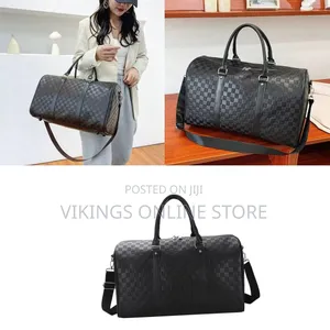 17.32 X 24 X 27 Cm Medium Size Duffel Bag - Faux Leather Duffle