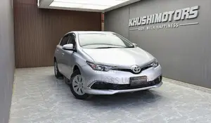 Toyota Auris 2017 Silver
