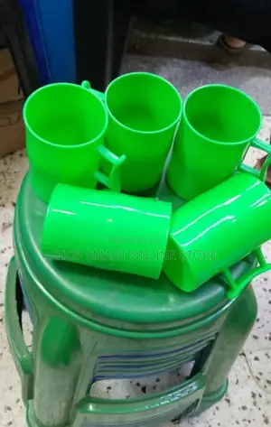 Serving Drinking Plastic Cups 12pcs