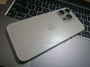 Apple iPhone 15 Pro Max 256 GB White
