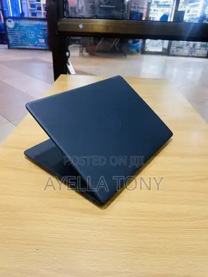 New Laptop Dell Vostro 3400 8GB Intel Core i7 SSD 256GB