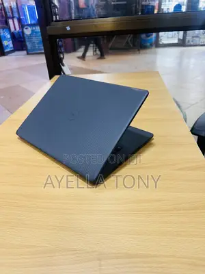 New Laptop Dell Vostro 3400 8GB Intel Core i7 SSD 256GB