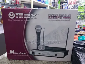 Max Dh-744 Professional VHF Wireless Microphone System.