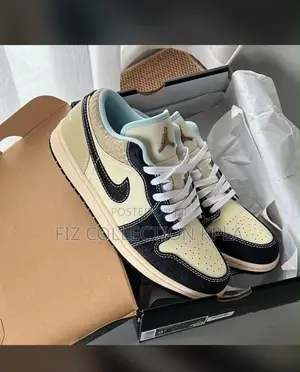 Air Jordan 1 Low Se "Coconut Milk Black Muslin
