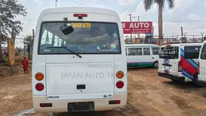 Mitsubishi Fuso Rosa 2014 White
