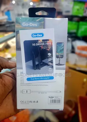 Go-Des Gd-Hm812 Cable Designed to Connect Lightning to Hdmi Displays.