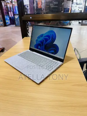 New Laptop Dell Inspiron 7566 8GB Intel Core i7 SSD 256GB