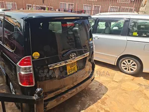 Toyota Noah 2009 Black