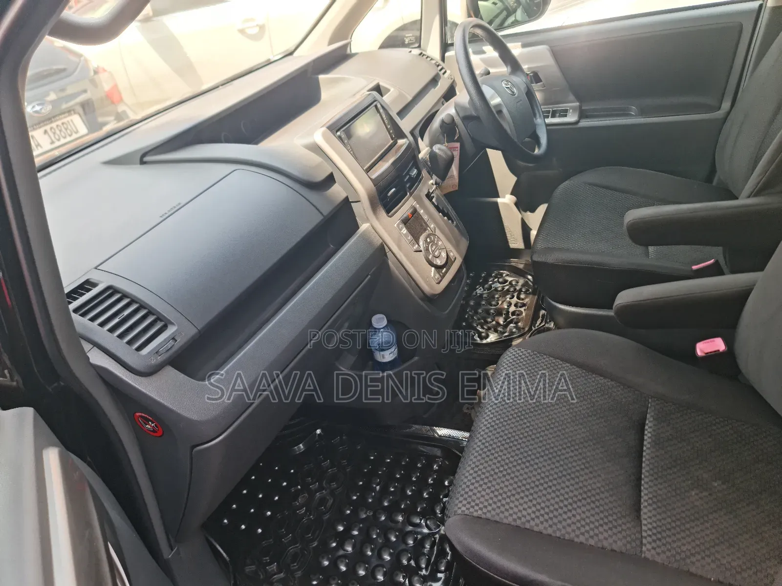 Toyota Noah 2009 Black