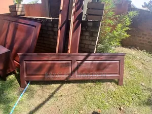 Bed 6x6 Mahogany