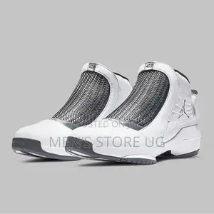 Nike Air Jordan 19 Sneaker
