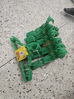 12 PCS Plastic Hangers Plastic Hangers
