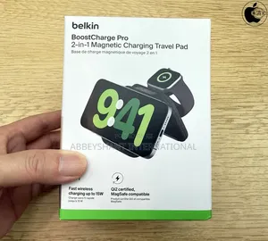 Belkin Boostcharge Pro 2-in-1 Magnetic Charging Travel Pad