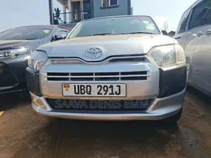 Toyota Succeed SV Premium 2016 Silver