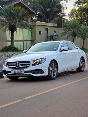 Mercedes-Benz E200 2018 White