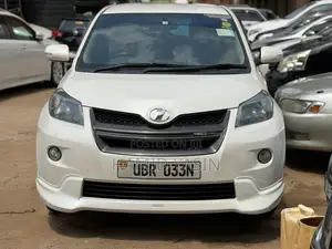 Toyota IST 2011 White