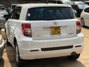 Toyota IST 2011 White