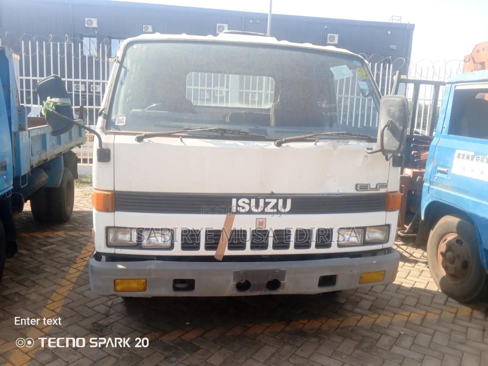 Isuzu Big Head NPR