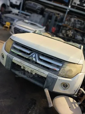 Mitsubishi Pajero New Shape Half Cut
