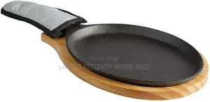 Cast Iron Sizzling Serving Platter With Wooden Underliner - Multicolor