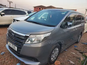 Toyota Noah 2015 Gray