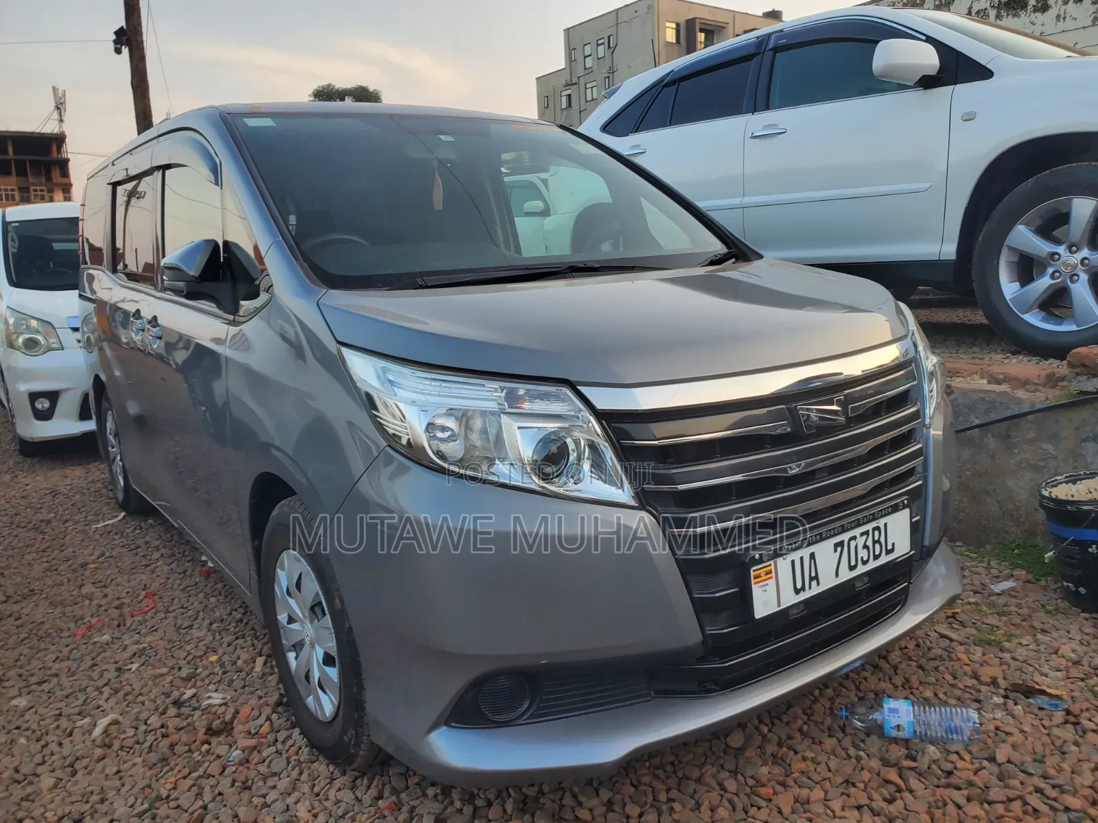 Toyota Noah 2015 Gray