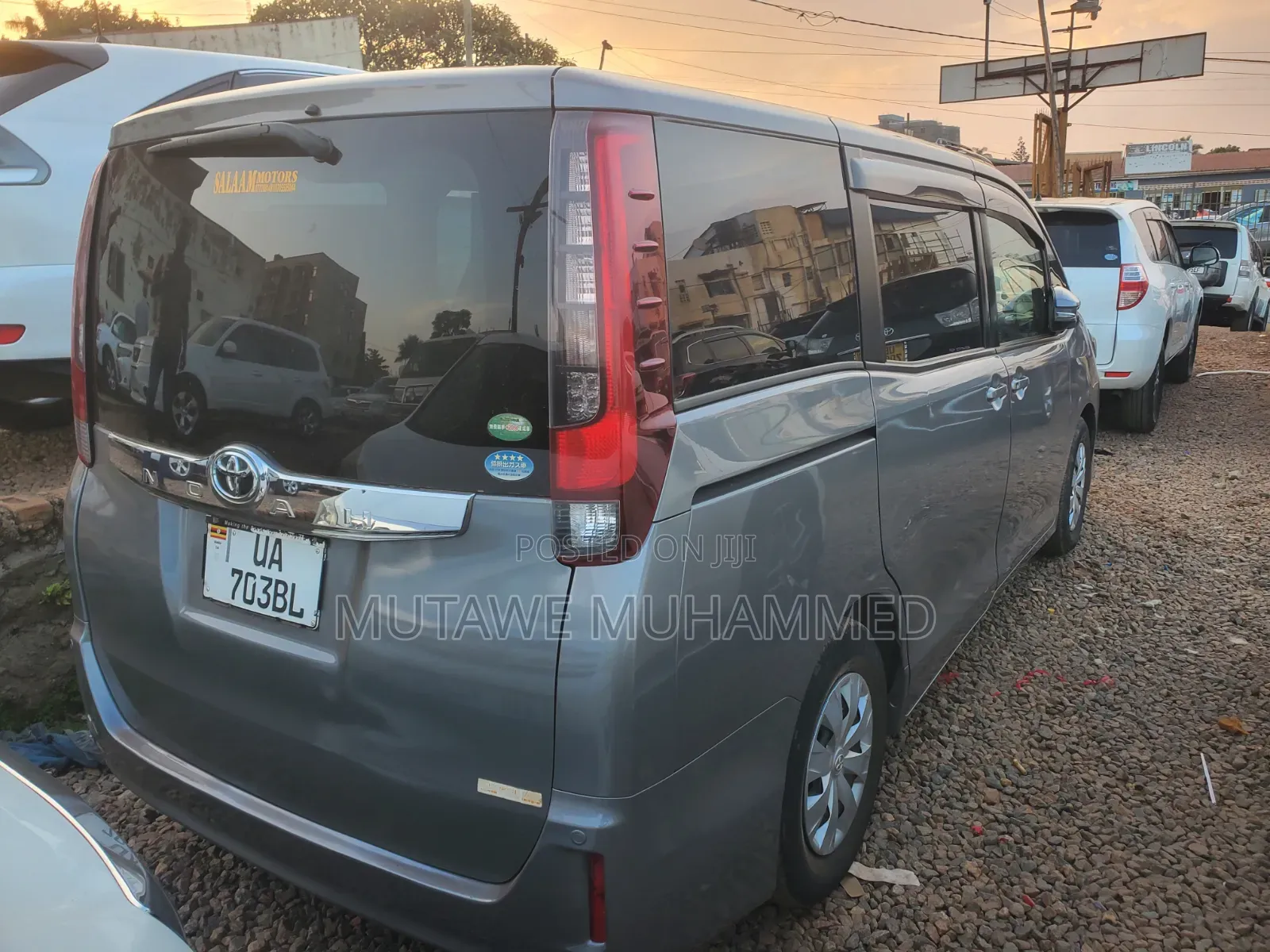 Toyota Noah 2015 Gray