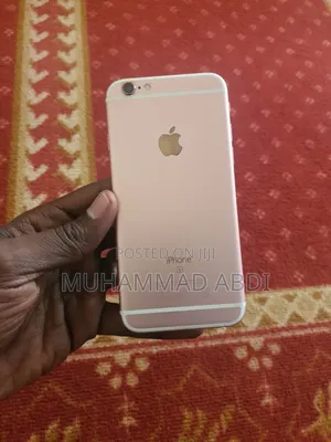 Apple iPhone 6s 16 GB Gold