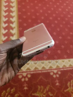 Apple iPhone 6s 16 GB Gold