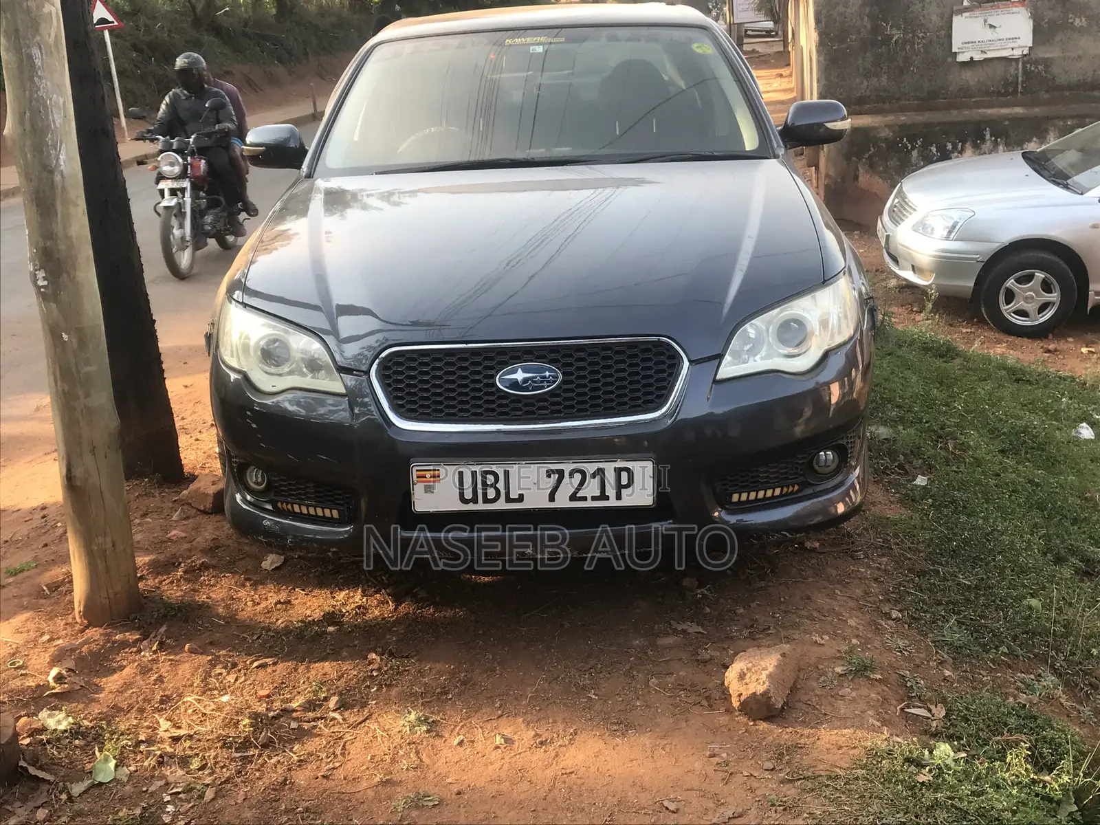 Subaru Legacy 2010 Black