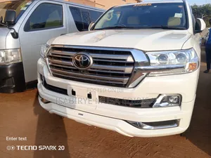 Toyota Land Cruiser Prado 2022 White