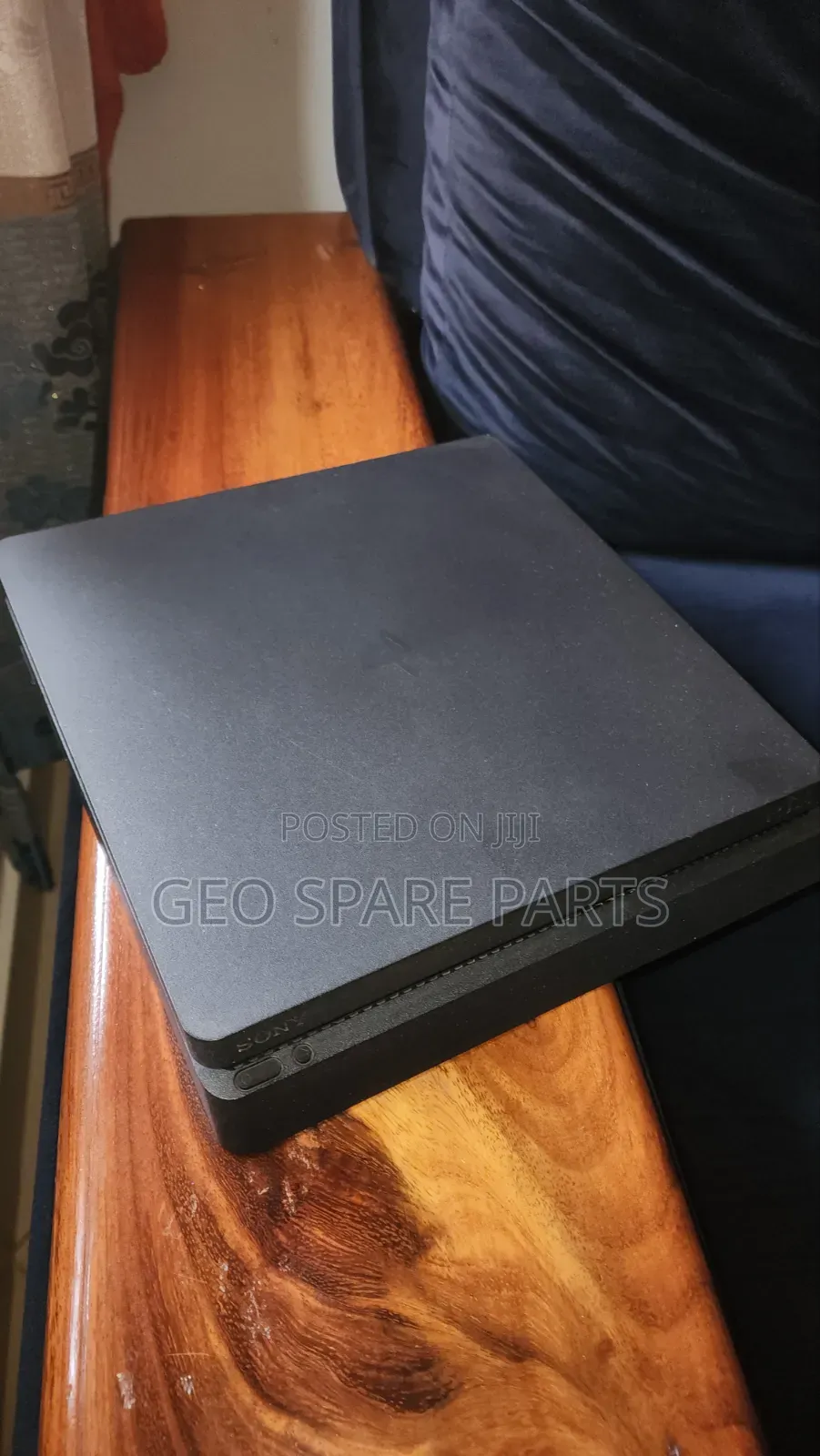 Play Station 4