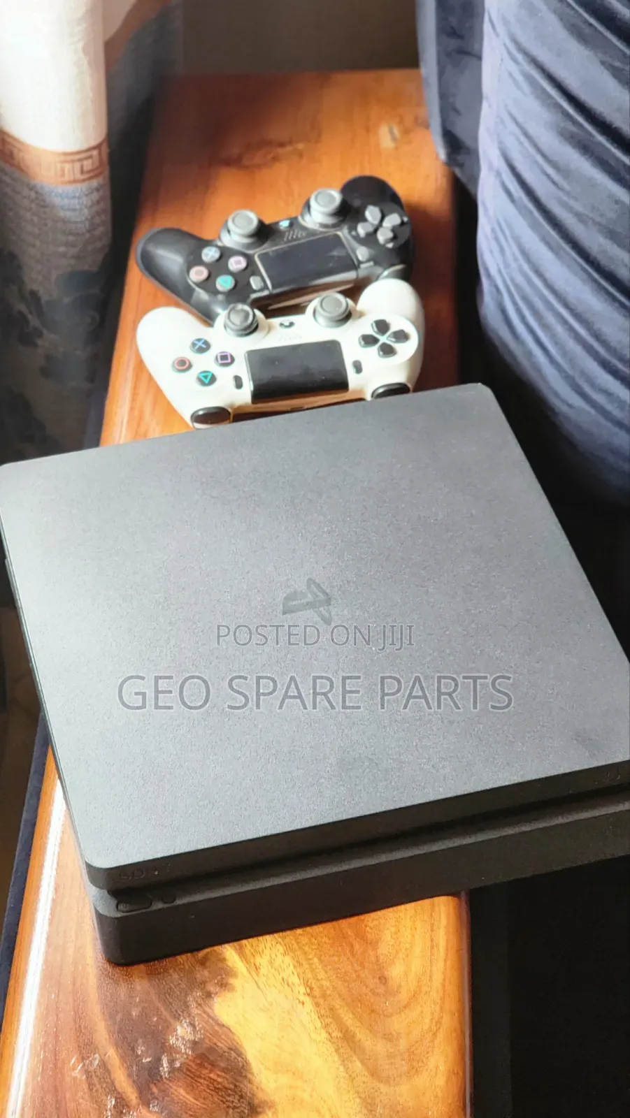 Play Station 4