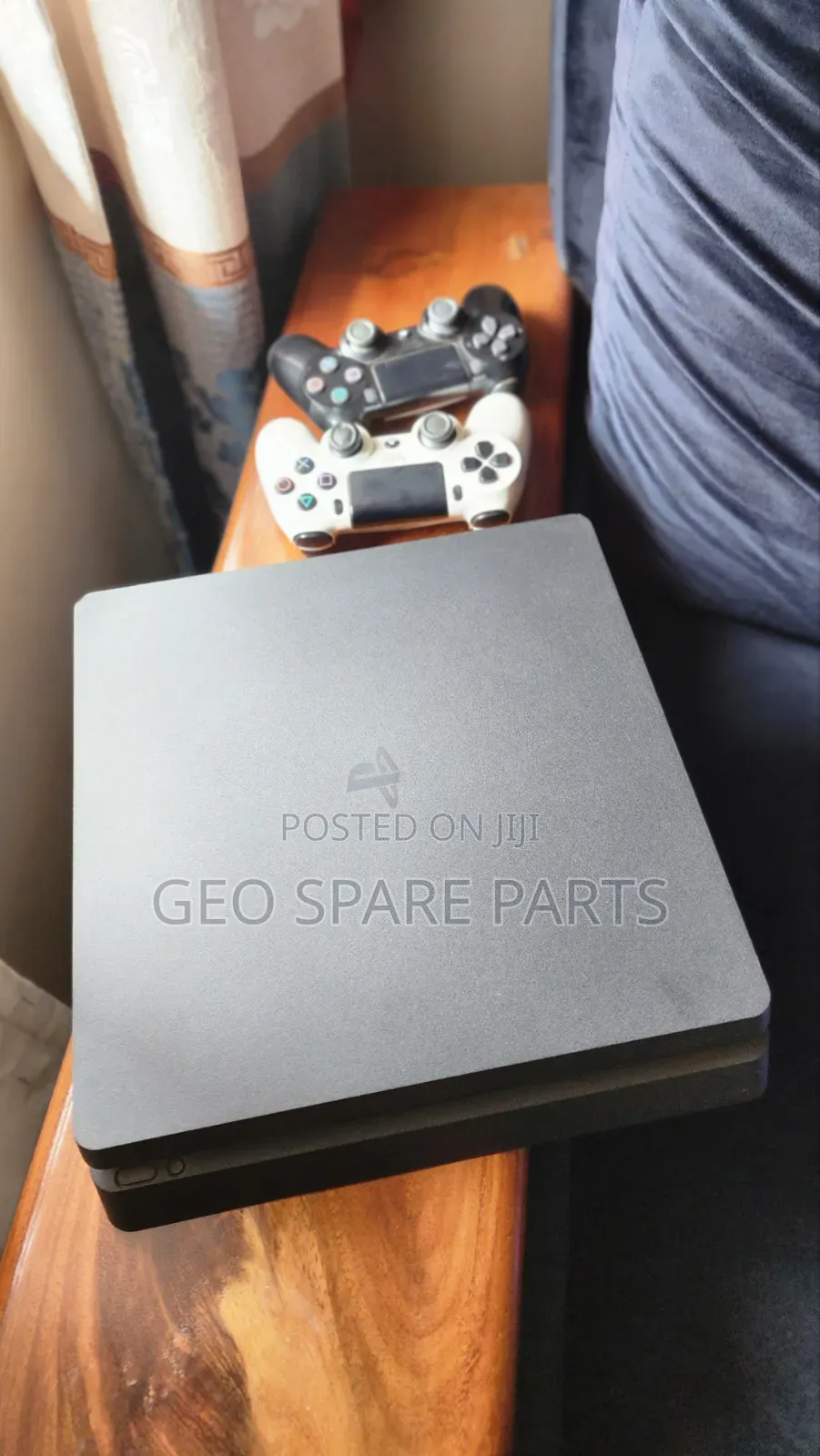 Play Station 4