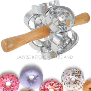 Donut Cutter Roller Round Shape Donut Cookie Cutter 6 Cut Revolving