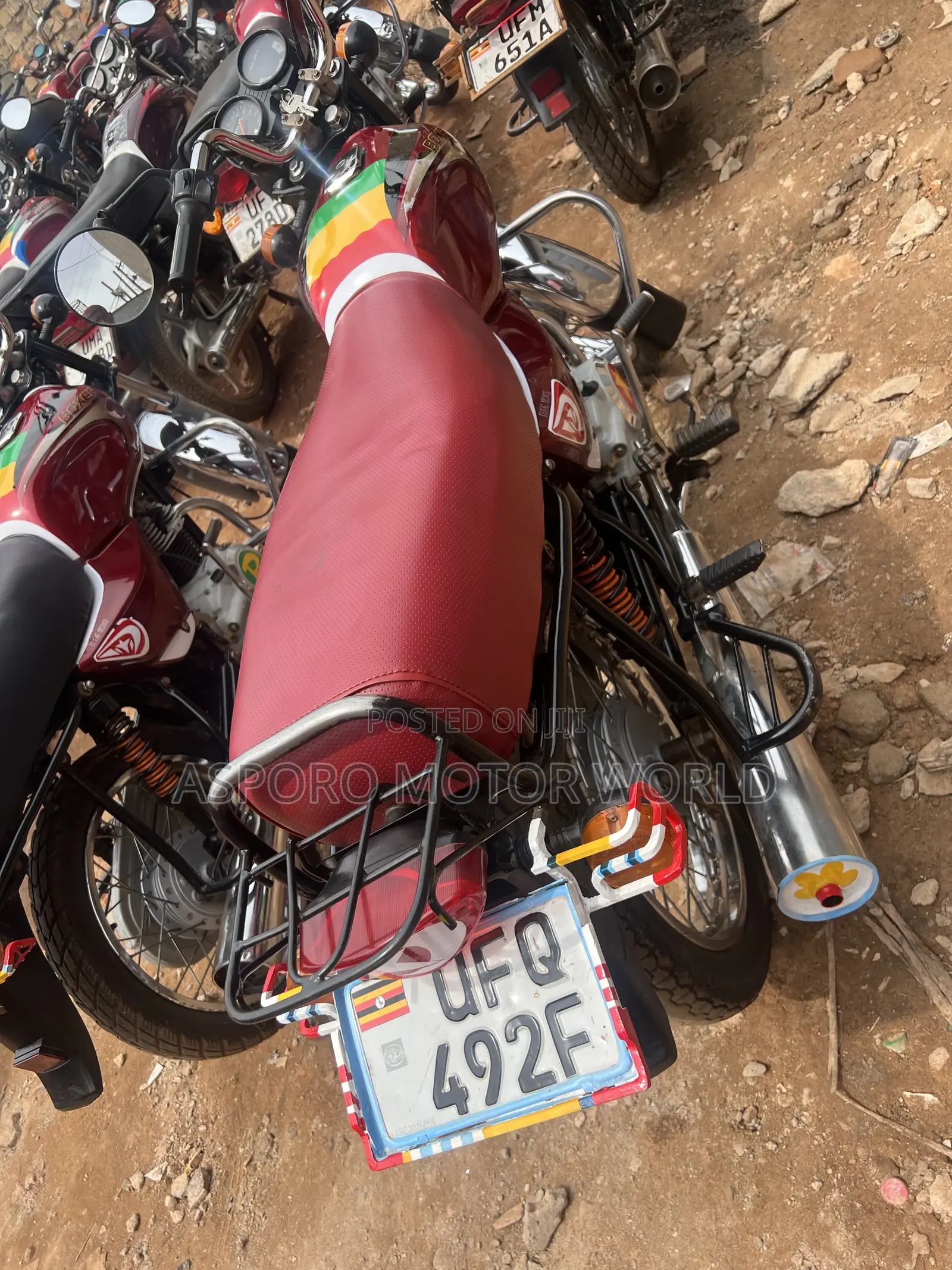 Bajaj Boxer 100 2023 Red
