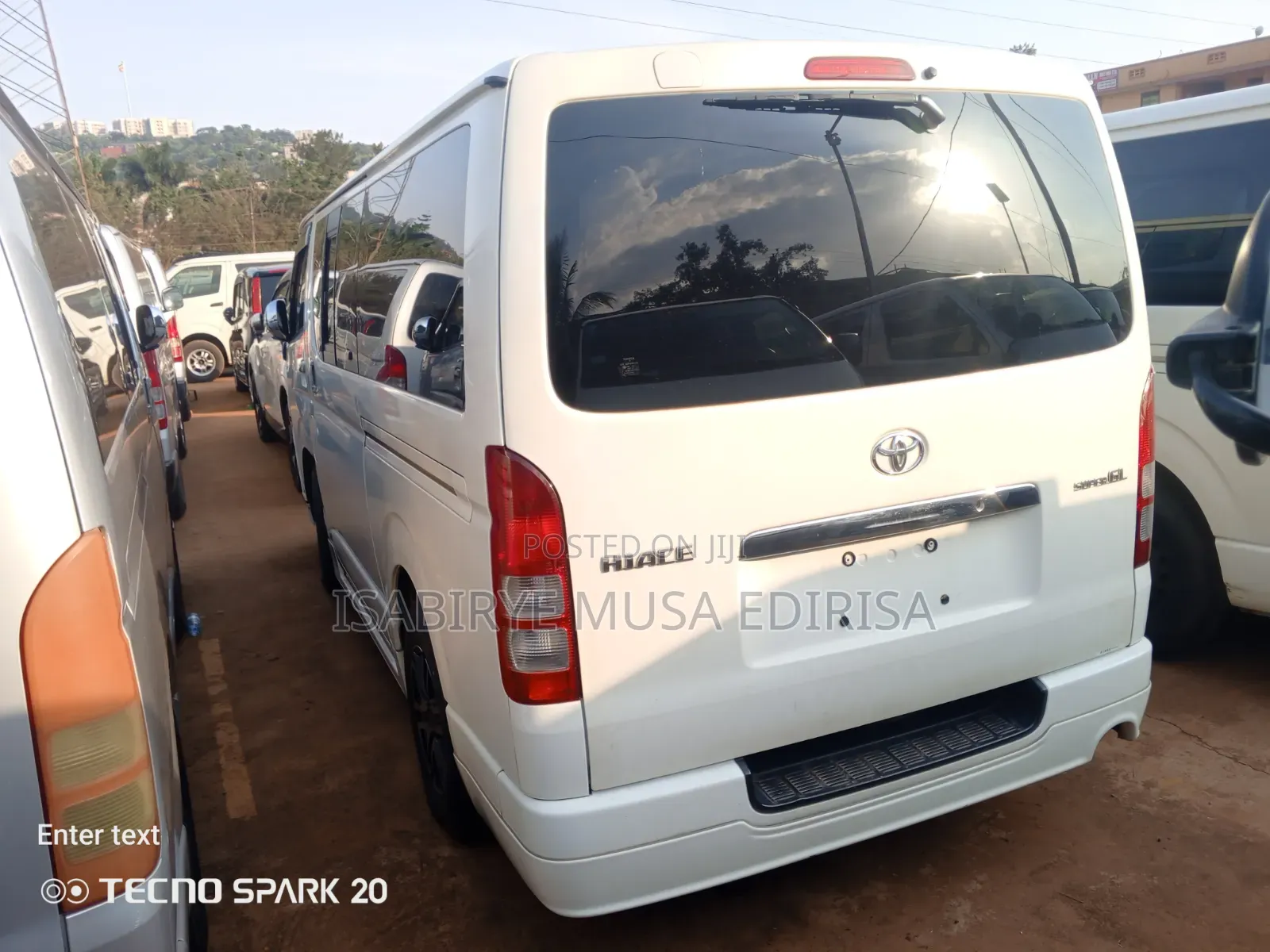 Toyota Grand HiAce 2014 Silver