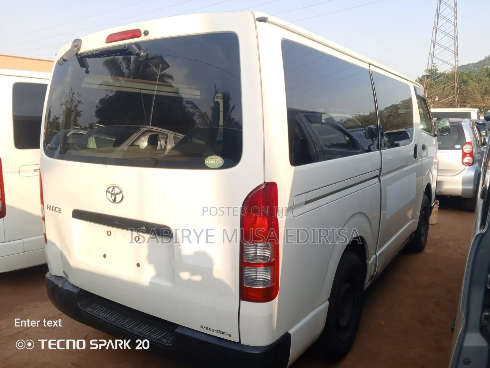 Toyota HiAce 2012 White