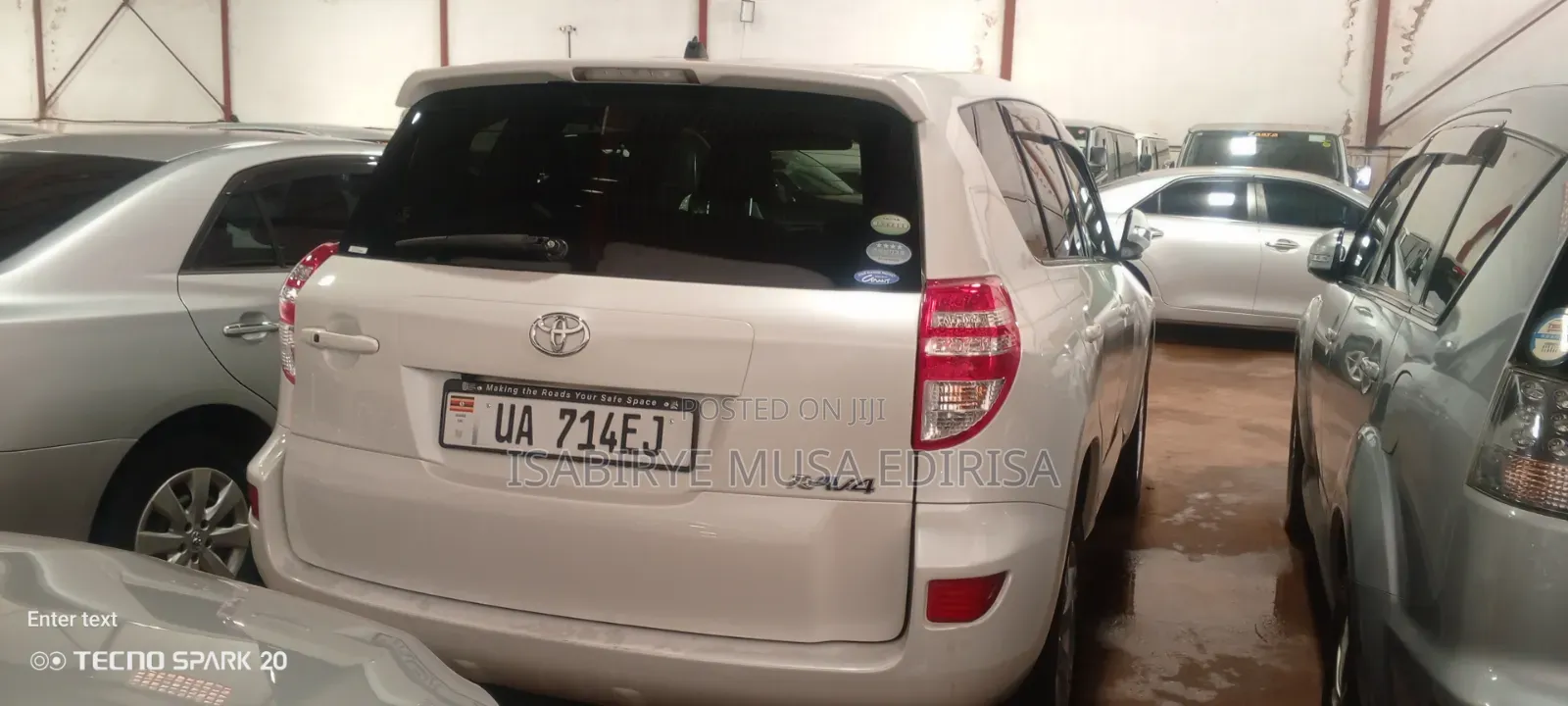 Toyota HiAce 2012 White