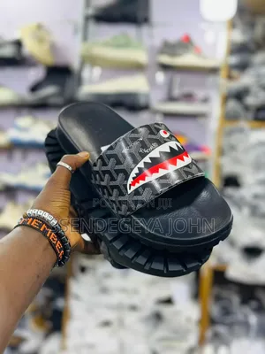 Goyard Slides