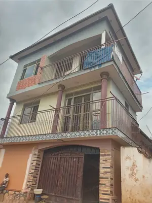 3bdrm House in Division A for sale