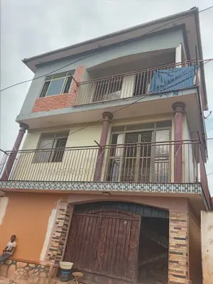 3bdrm House in Division A for sale