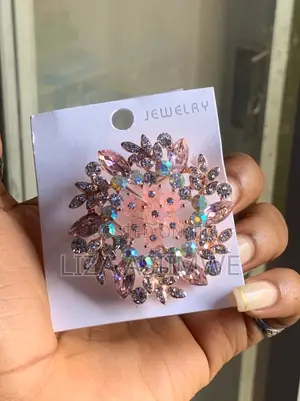 Floral Rhinestone Brooch Features Pink and Clear Crystals Set
